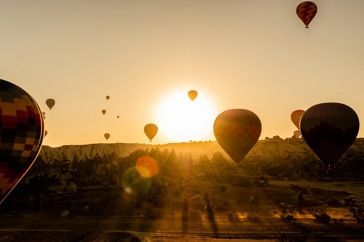 Hot Air Balloon Quotes: Beautiful Words for Adventure, Freedom, and New Perspectives